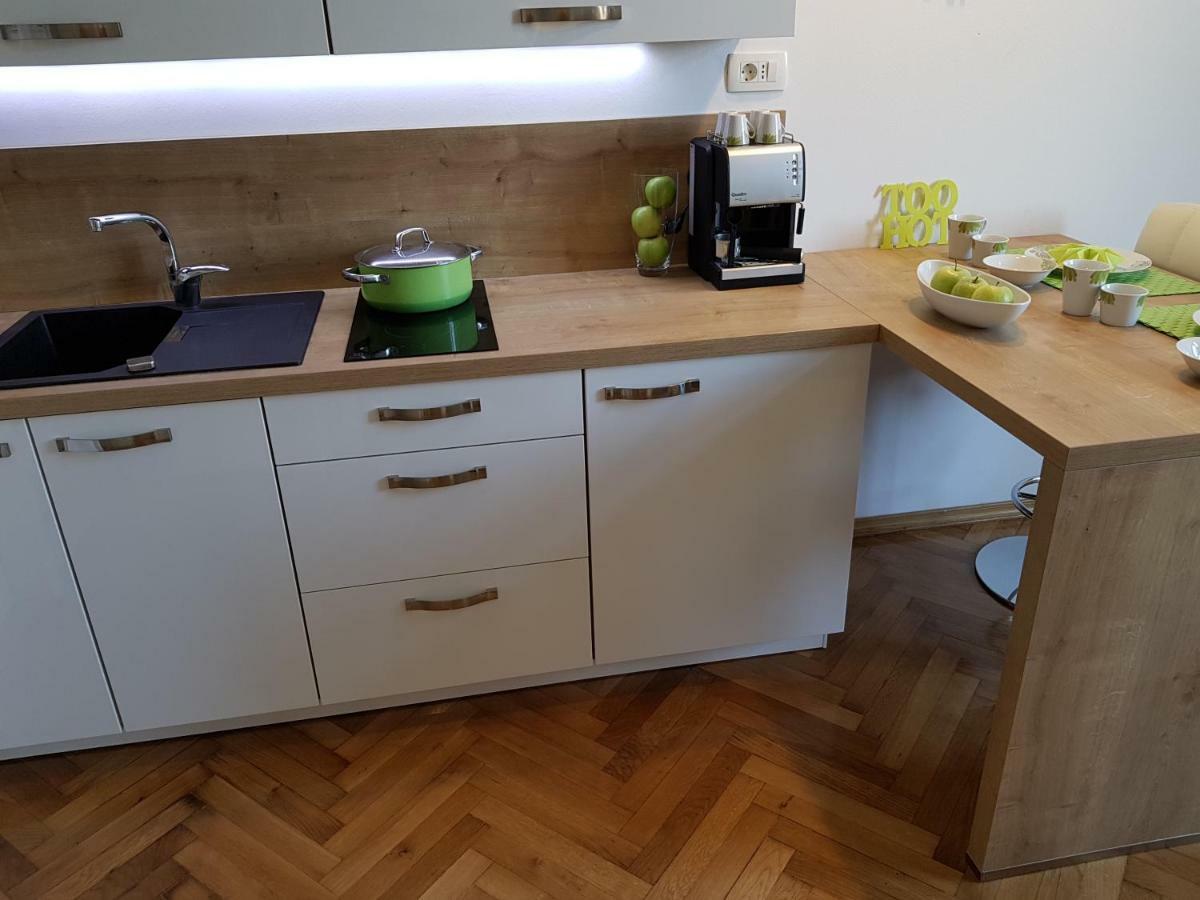 Apartment Nena With Private Free Parking Opatija Exterior photo